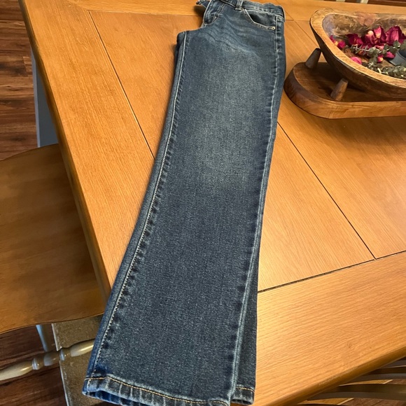 True Craft high-rise straight jeans - Picture 2 of 5